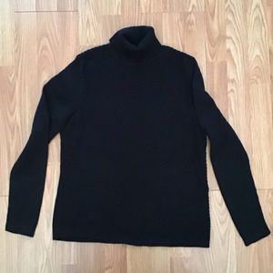 🌷3/$25🌷 Ladies sweater